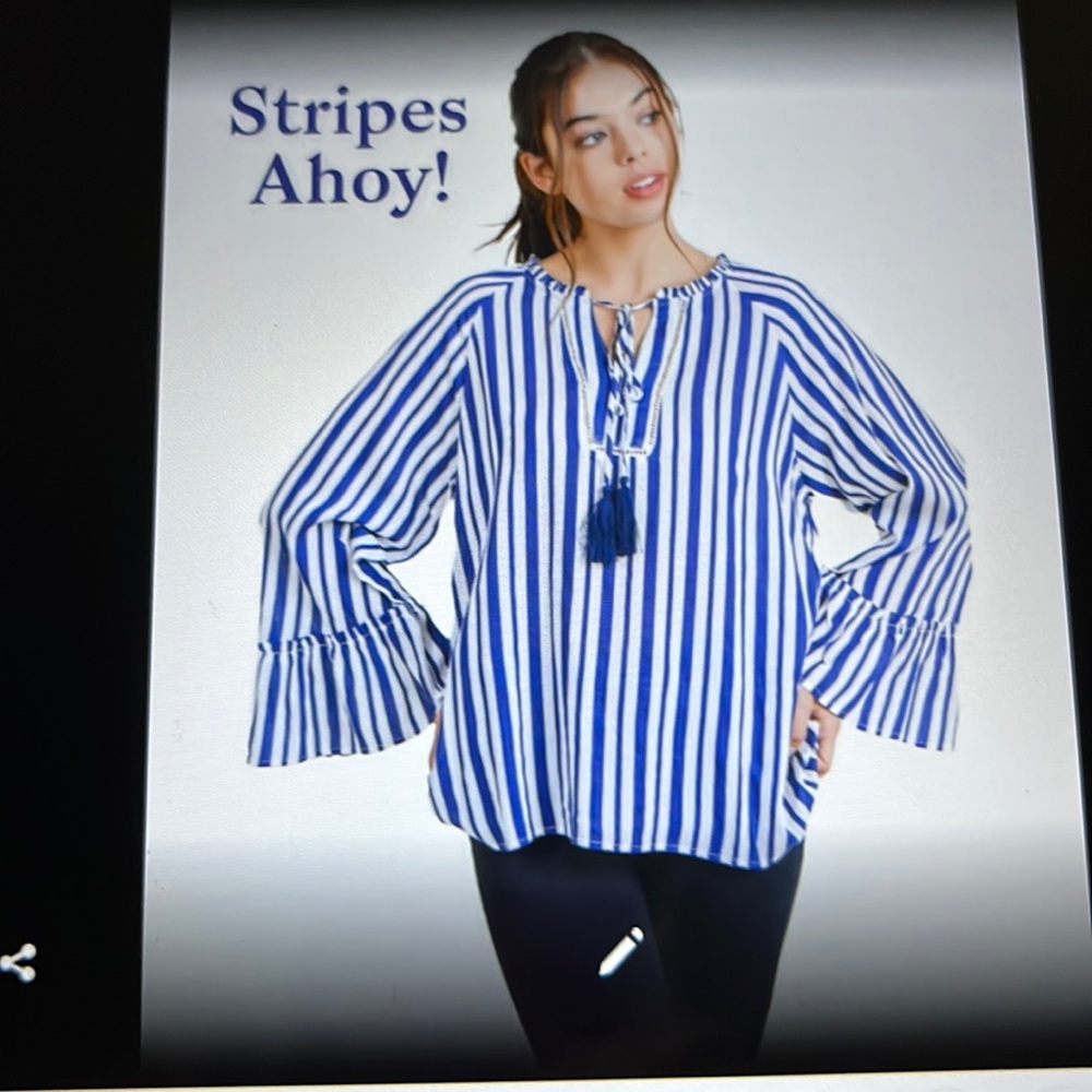 Cotyon Bleu striped top with peasant sleeves